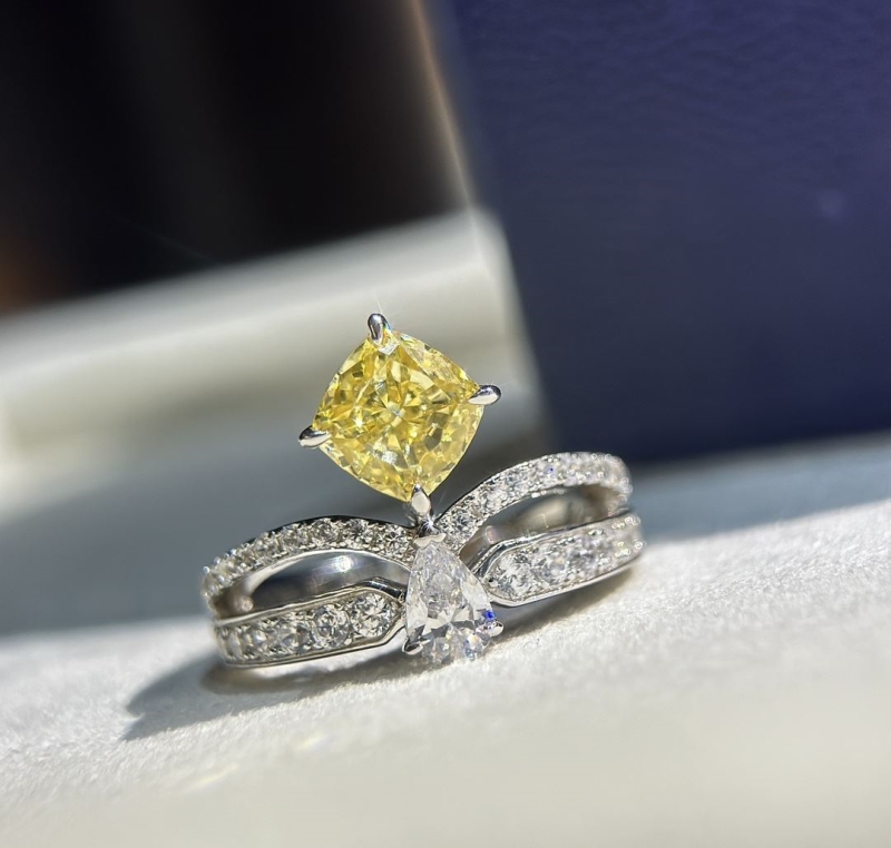 CHAUMET
